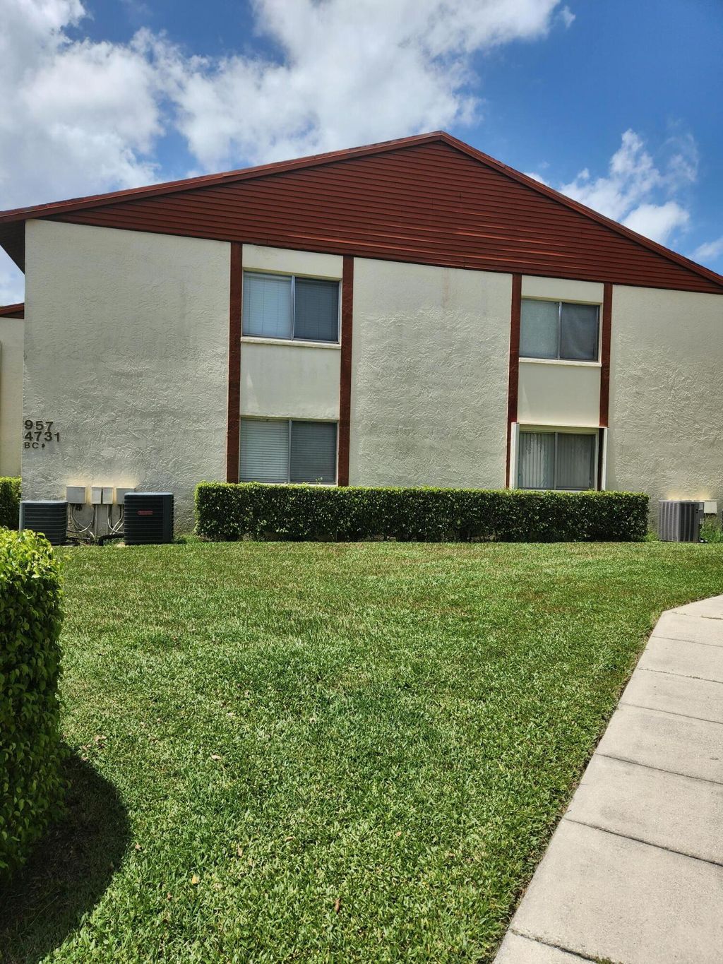 Photo of 4731 Sable Pine Circle, West Palm Beach, FL 33417 (MLS # B26030644)