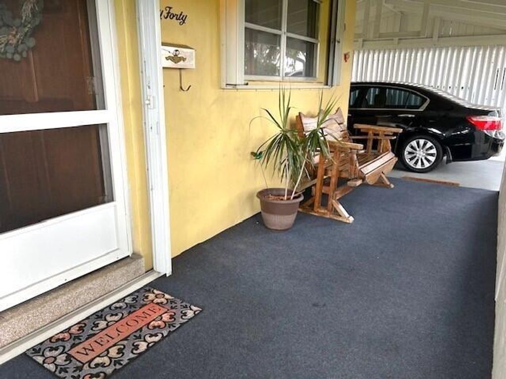 Photo of 5040 SW 11th Street, Plantation, FL 33317 (MLS # R10995821)