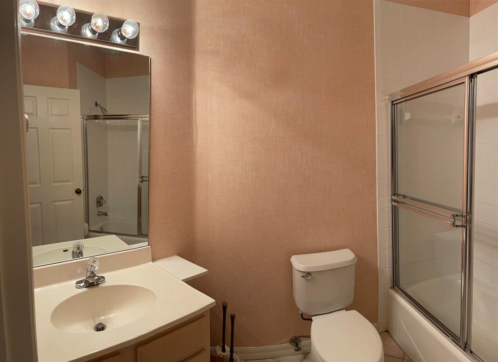 GOLF VILLAS CONDOMINIUM - Residential