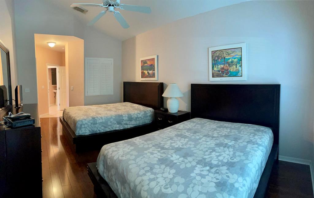 GOLF VILLAS CONDOMINIUM - Residential