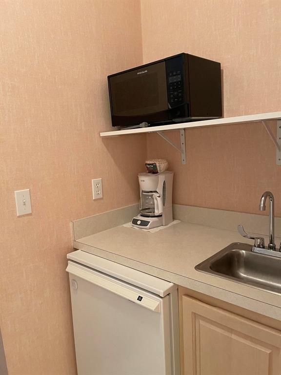 GOLF VILLAS CONDOMINIUM - Residential