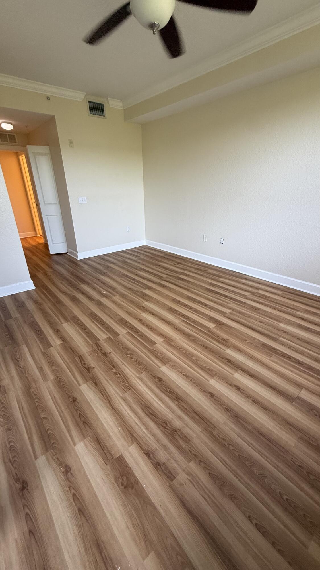 VIZCAYA LAKES CONDO - Residential Lease