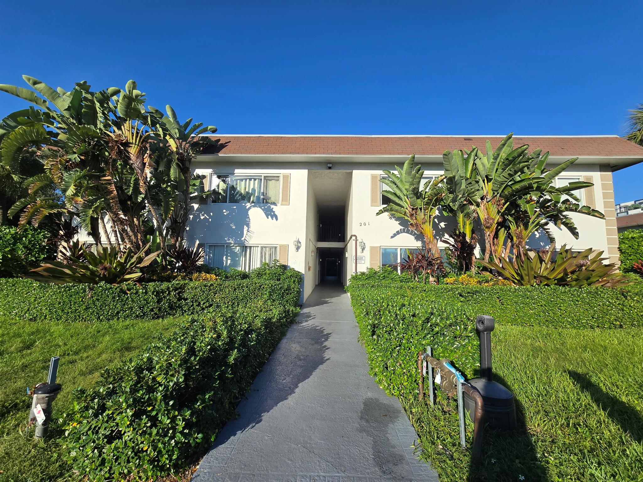 PARK PLACE AT POMPANO CON - Residential