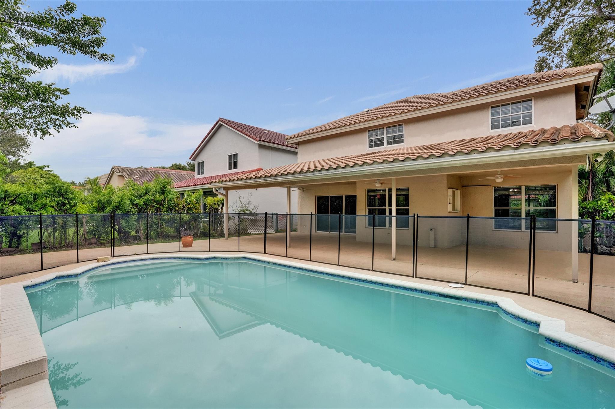 Pine Ridge 112-37 B - Residential