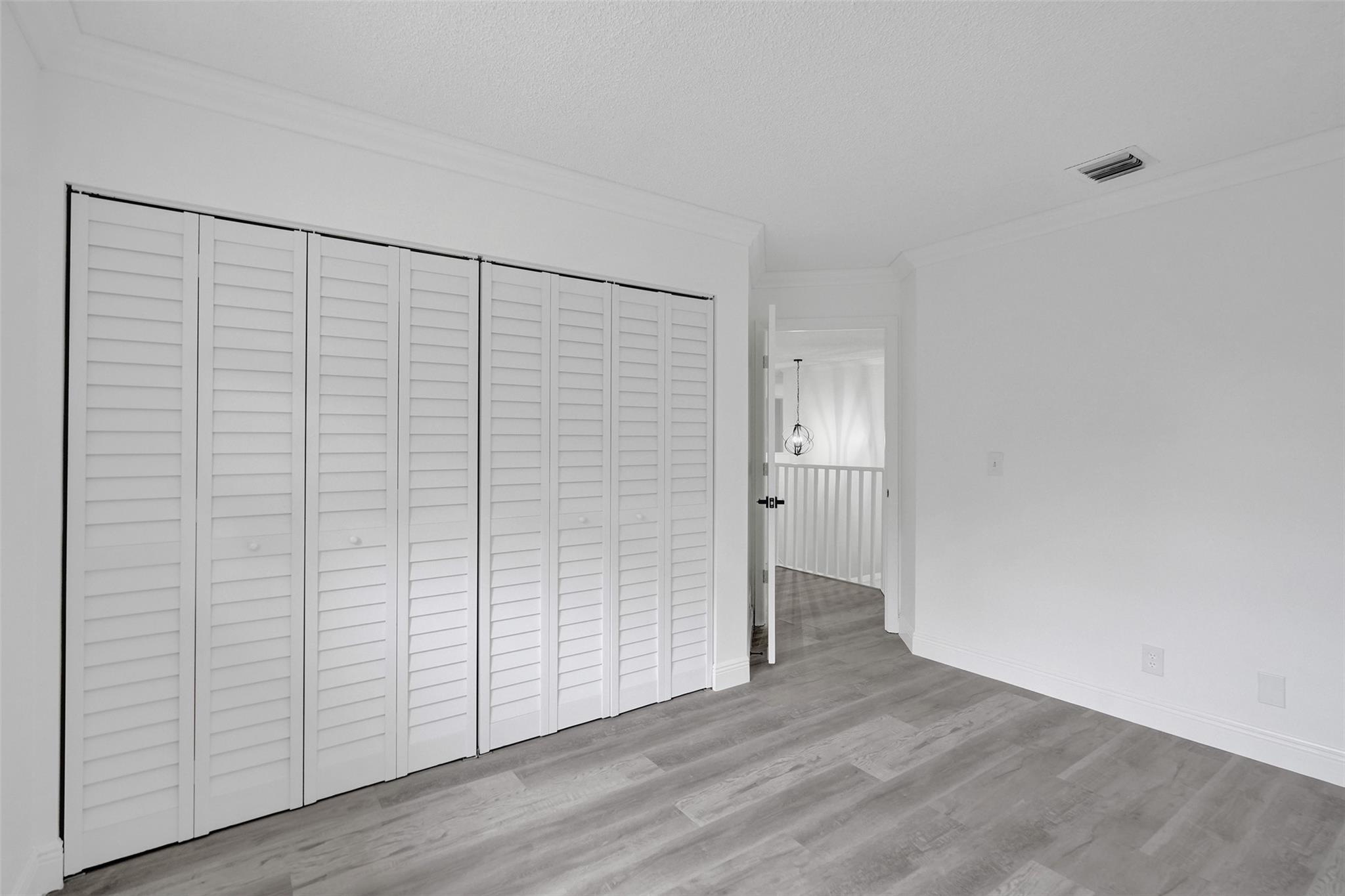 Pine Ridge 112-37 B - Residential