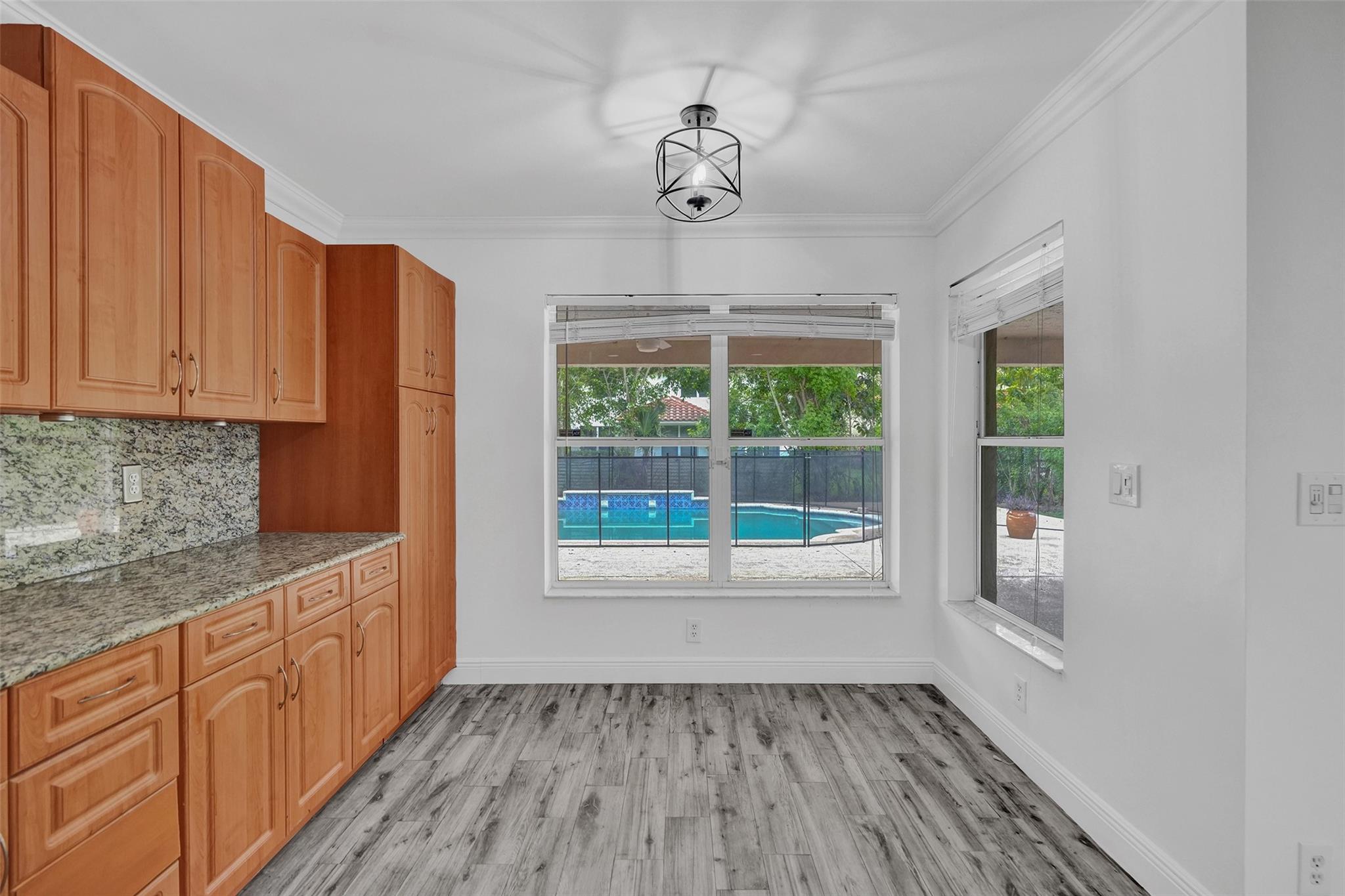 Pine Ridge 112-37 B - Residential