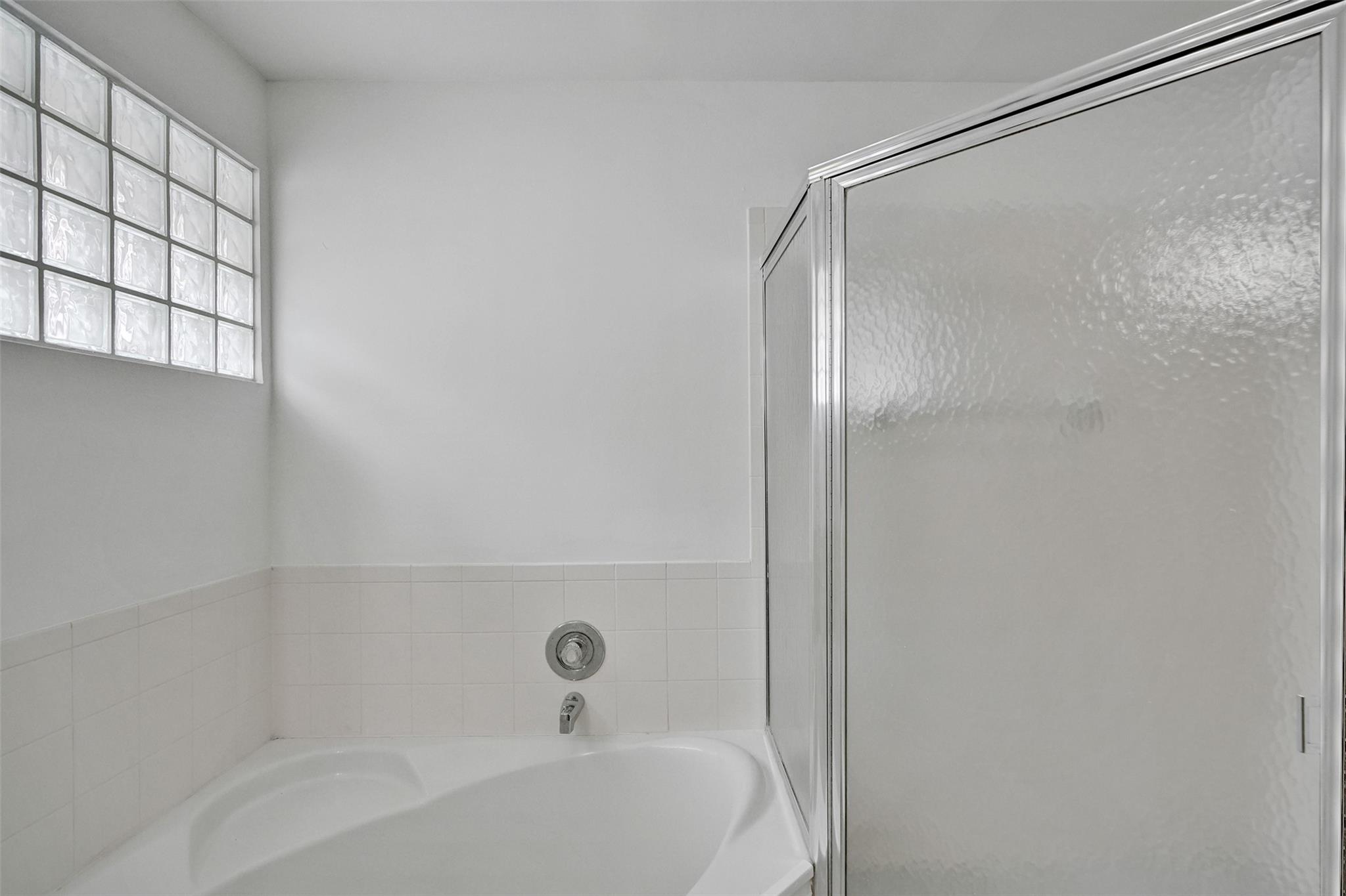 Pine Ridge 112-37 B - Residential