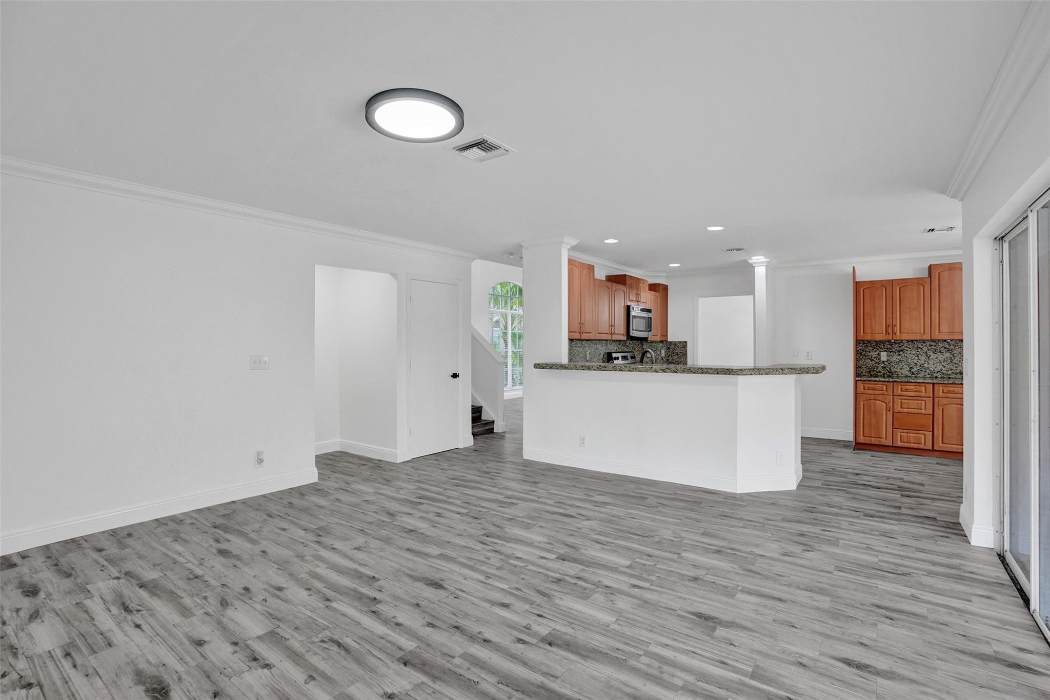 Pine Ridge 112-37 B - Residential