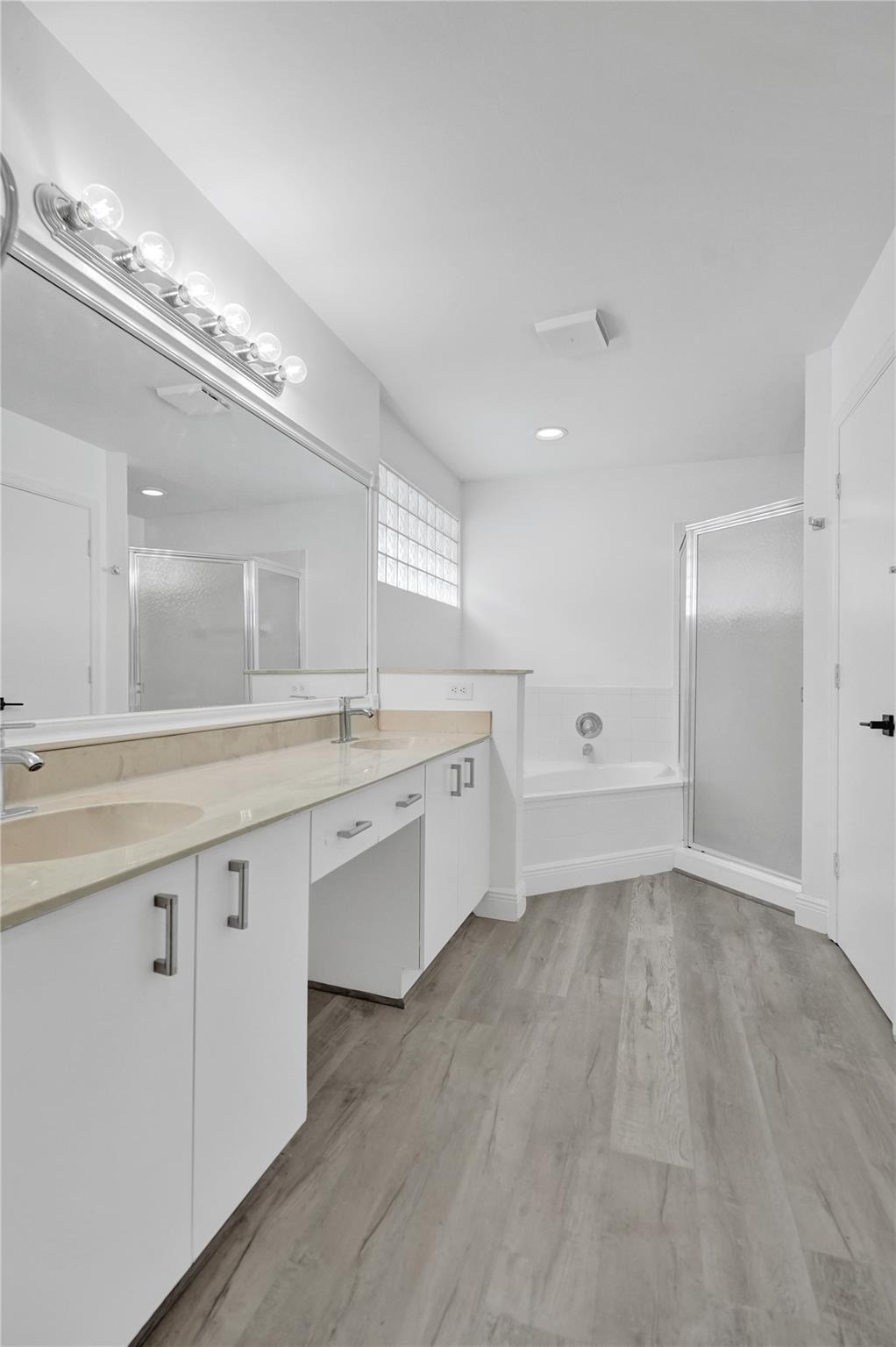 Pine Ridge 112-37 B - Residential