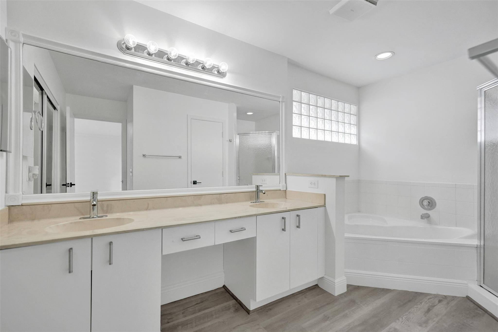 Pine Ridge 112-37 B - Residential