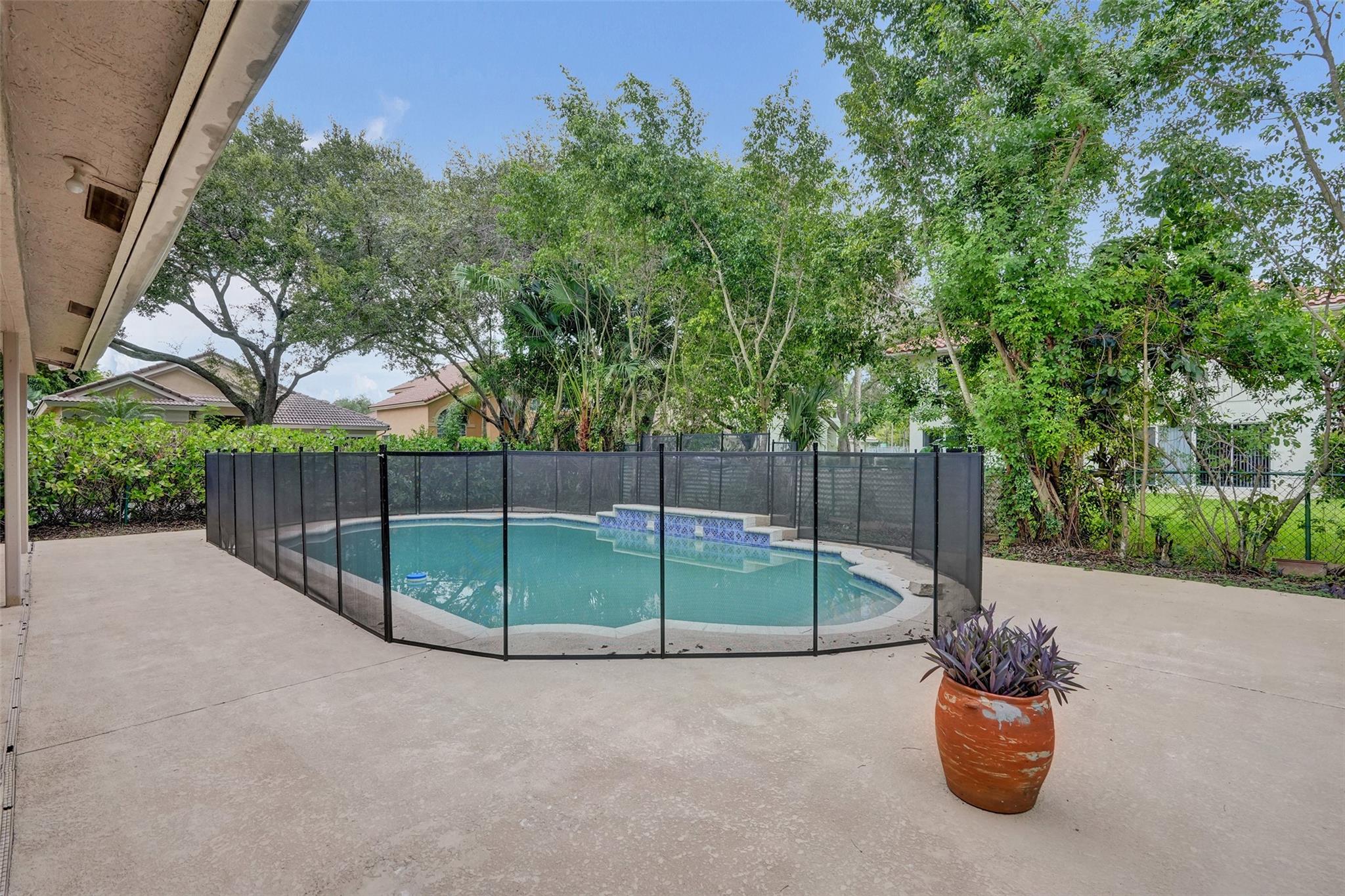 Pine Ridge 112-37 B - Residential