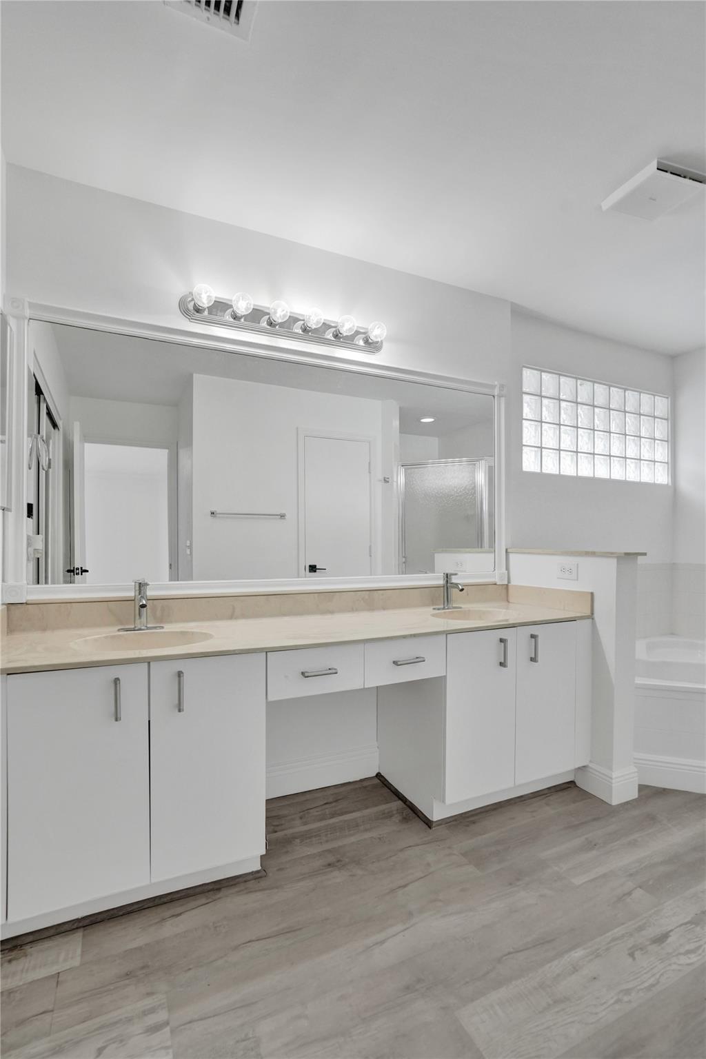 Pine Ridge 112-37 B - Residential