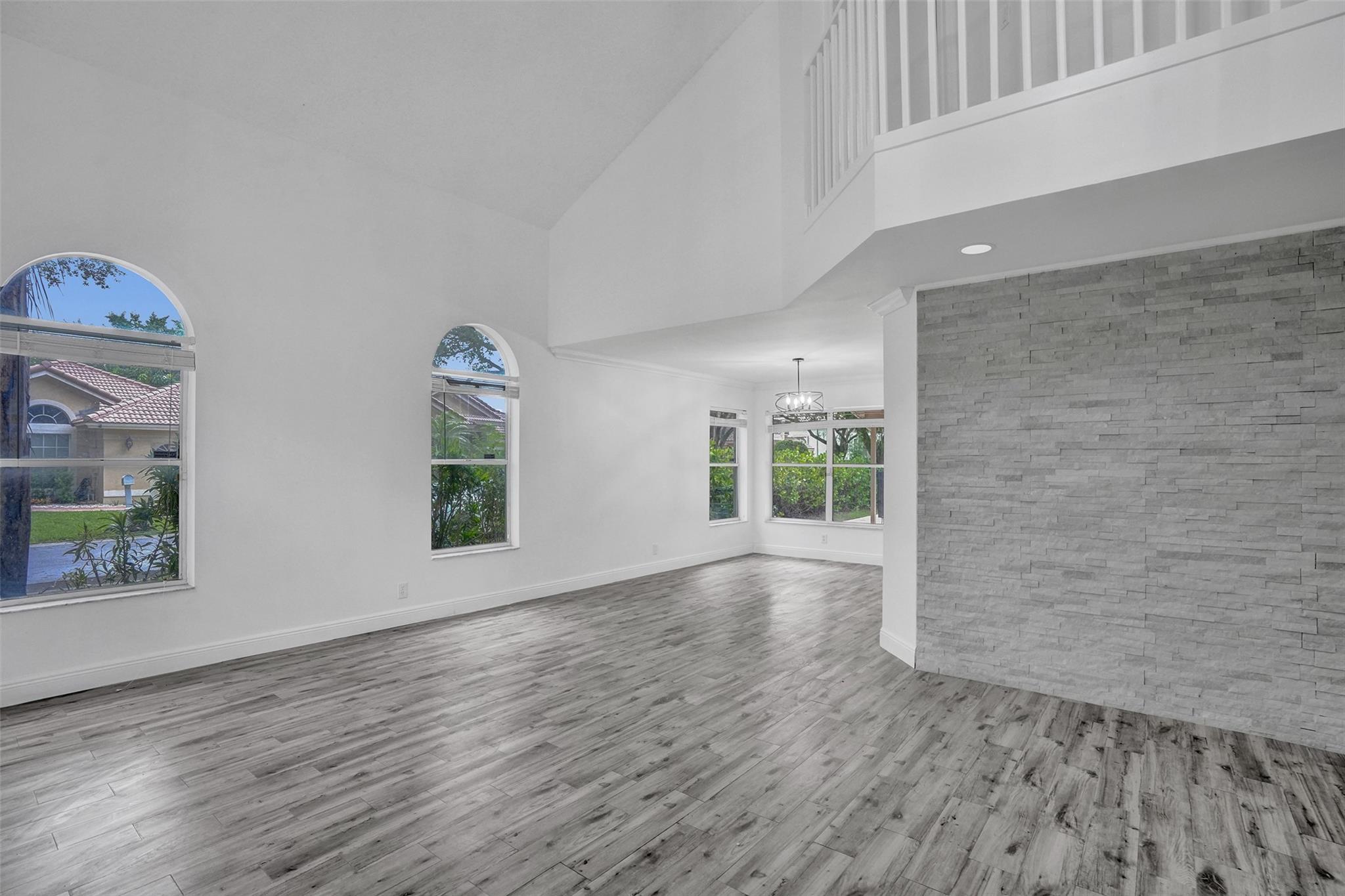 Pine Ridge 112-37 B - Residential