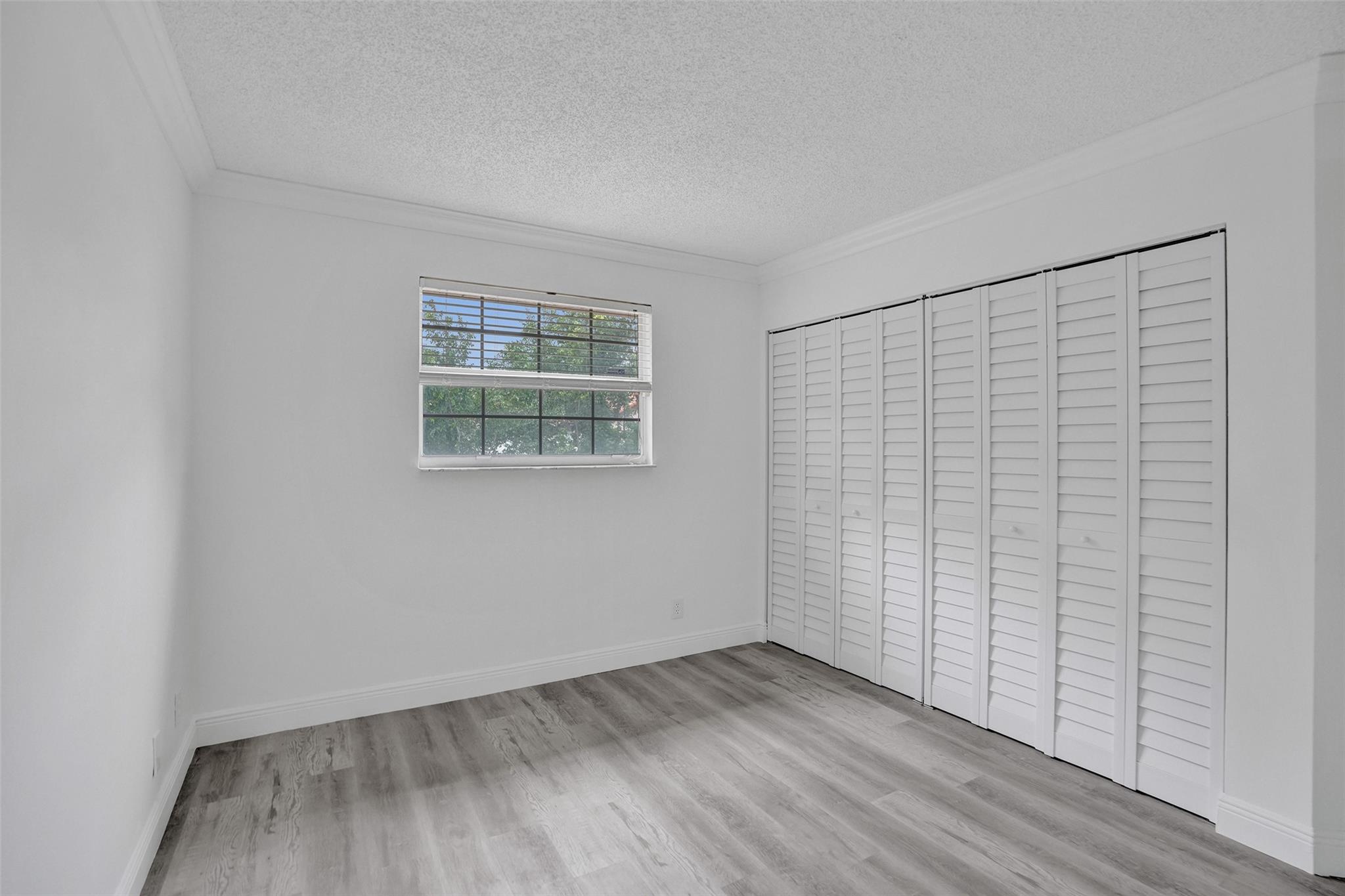 Pine Ridge 112-37 B - Residential
