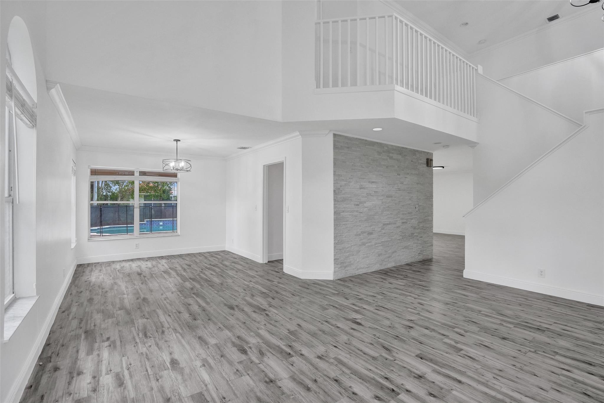 Pine Ridge 112-37 B - Residential