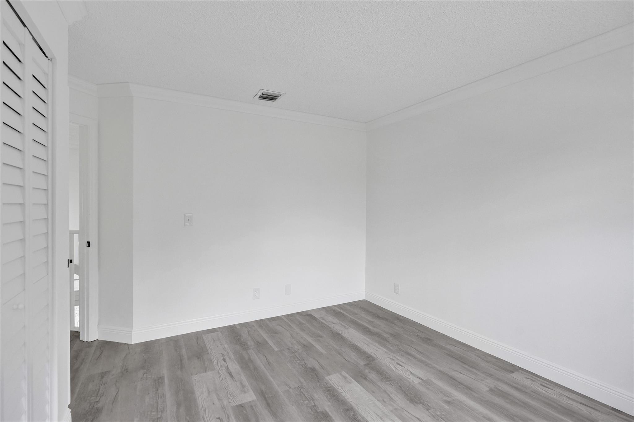 Pine Ridge 112-37 B - Residential