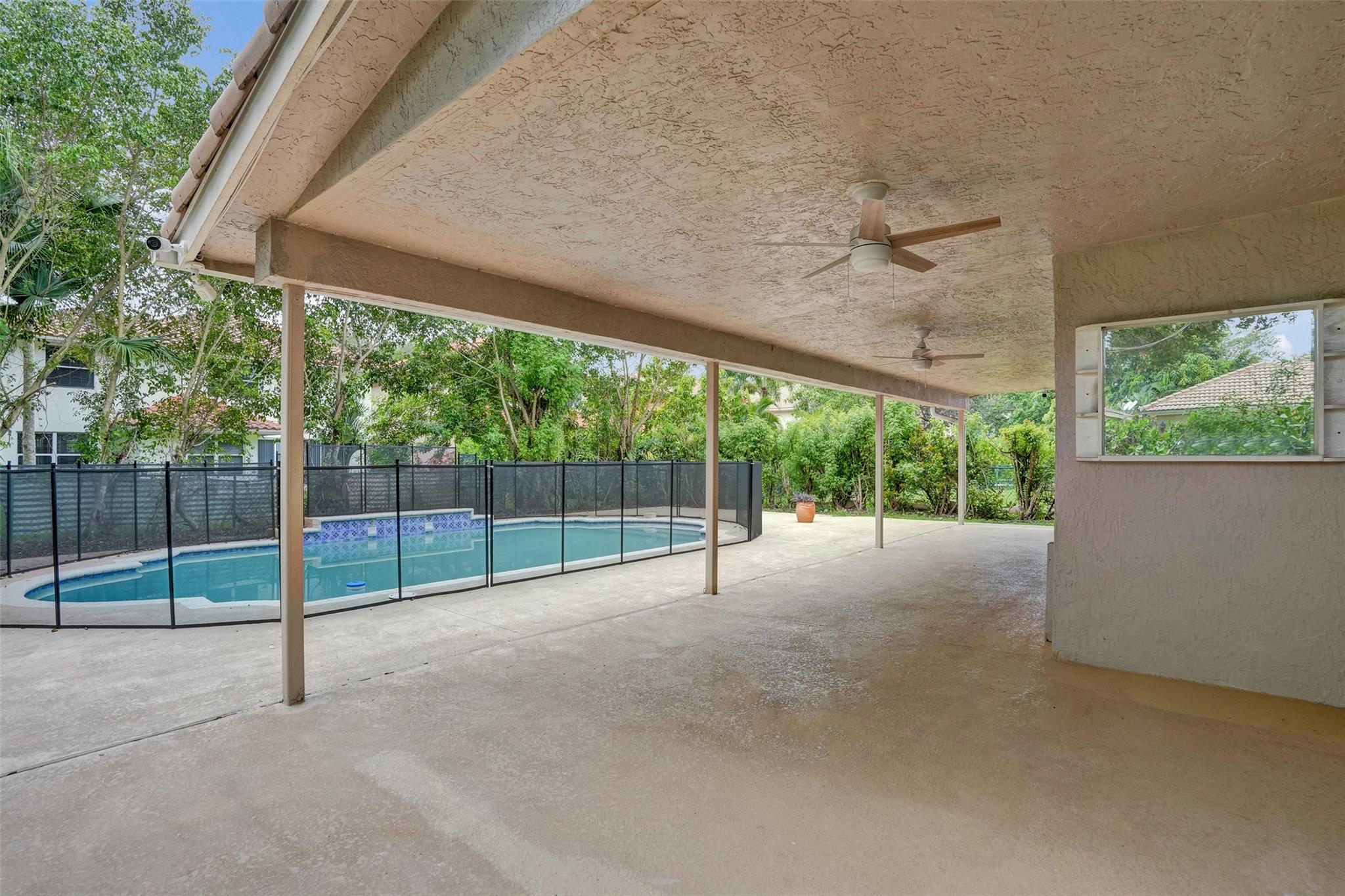 Pine Ridge 112-37 B - Residential