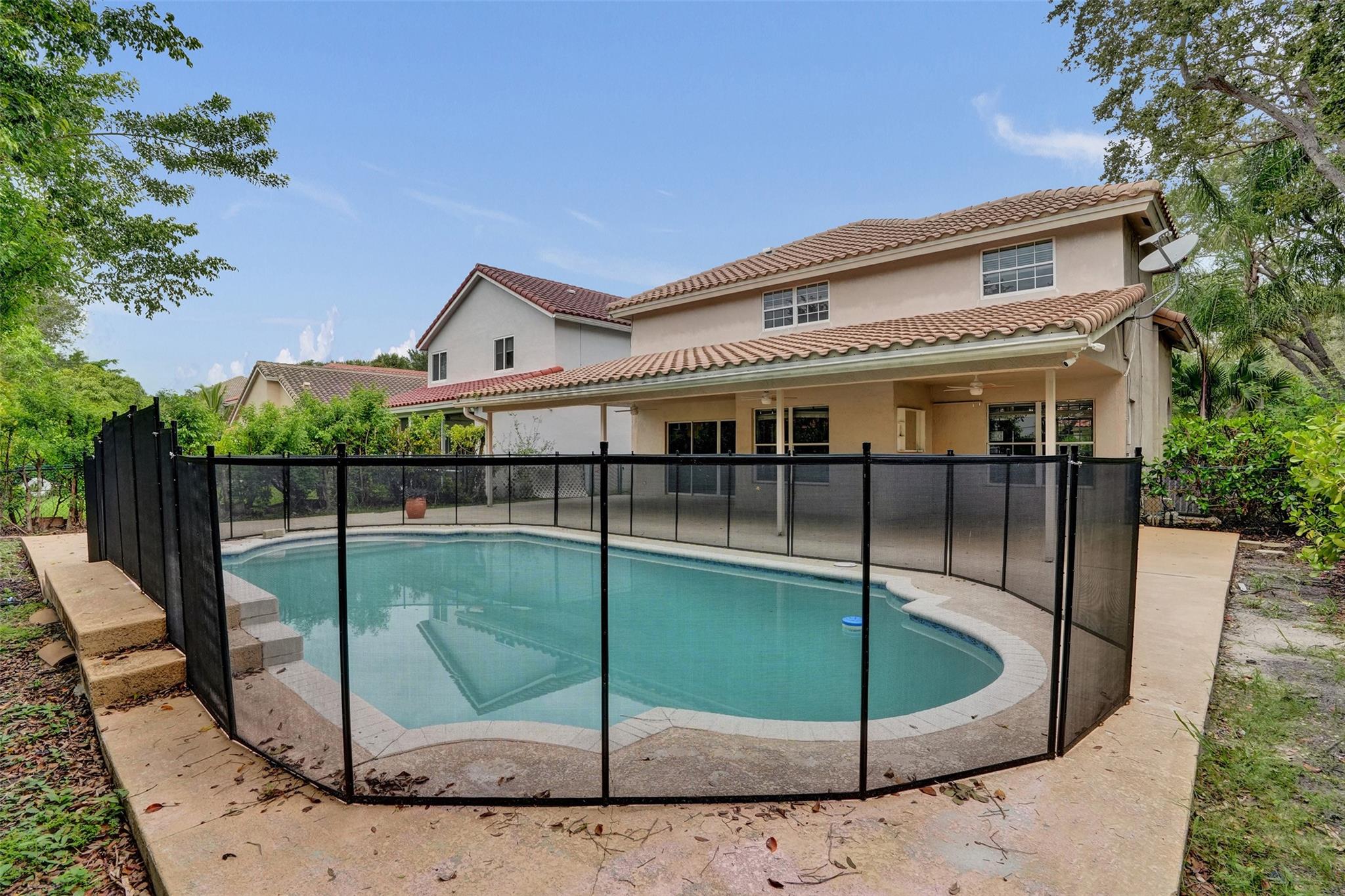 Pine Ridge 112-37 B - Residential