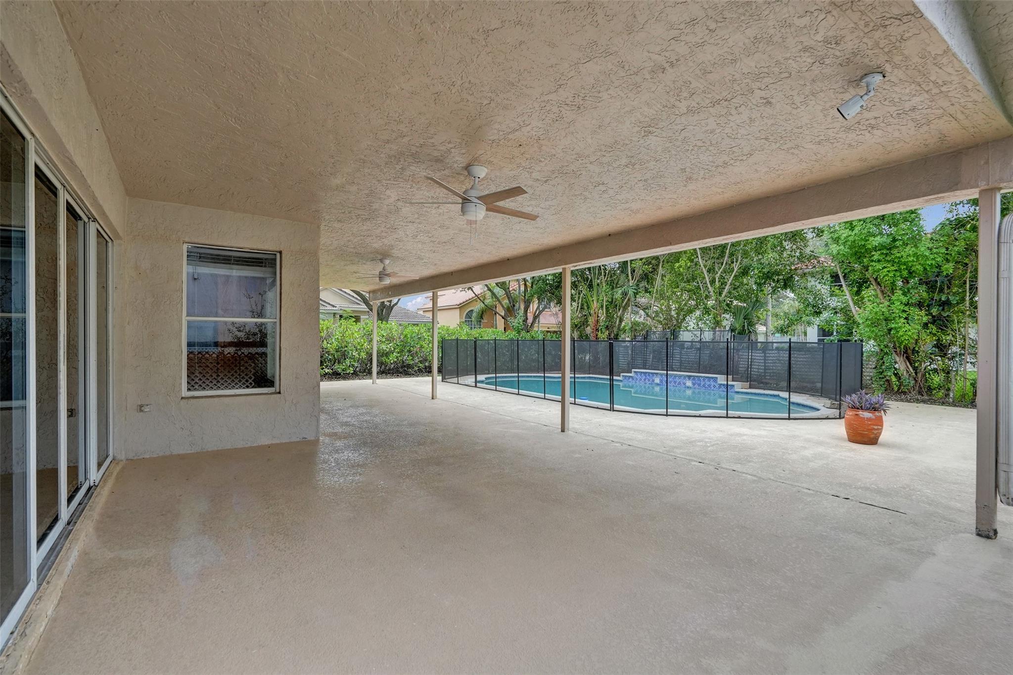 Pine Ridge 112-37 B - Residential