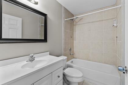 PORT ST LUCIE SECTION 19 - Residential Lease