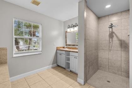 PORT ST LUCIE SECTION 19 - Residential Lease