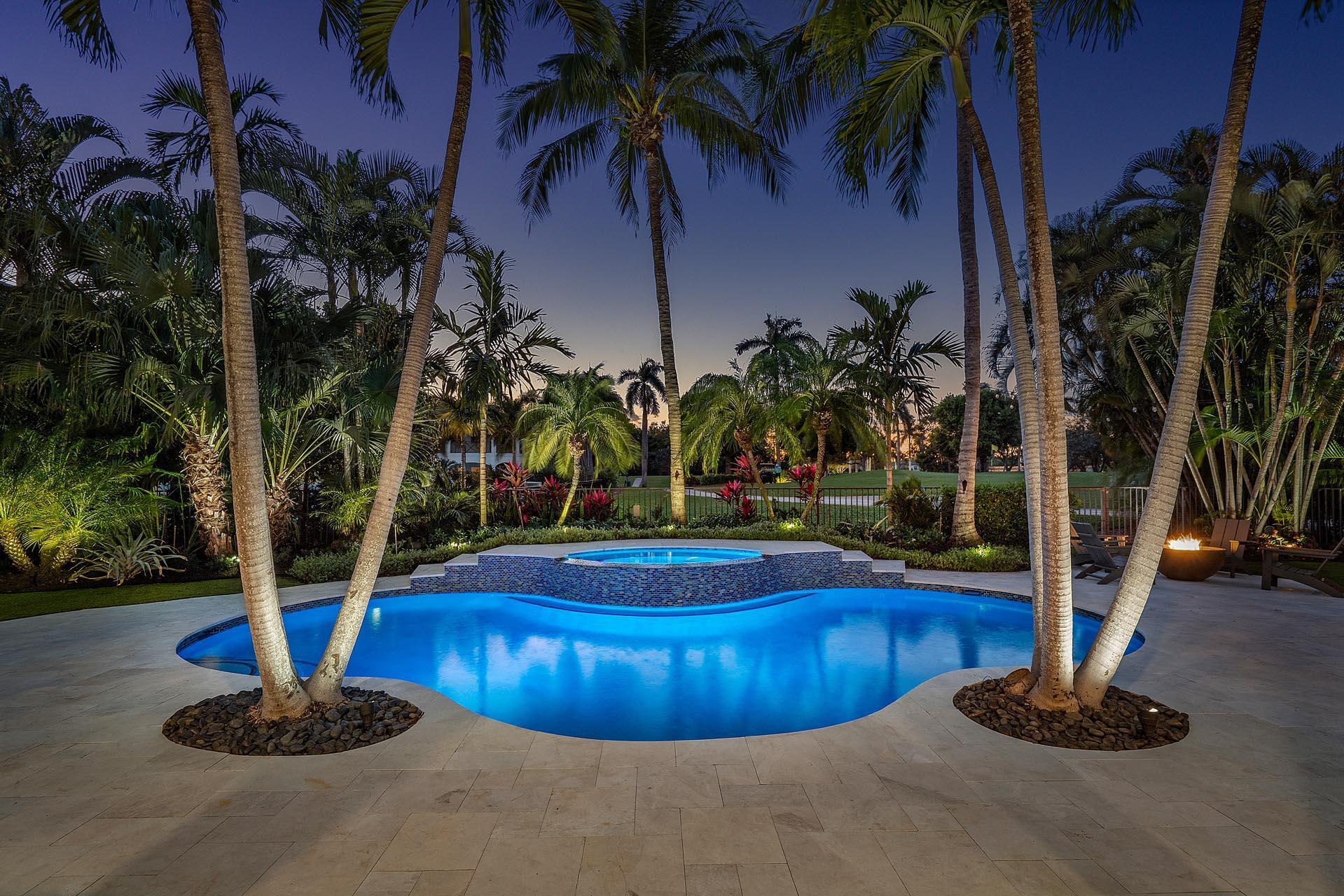 ROYAL PALM YACHT & COUNTR - Residential