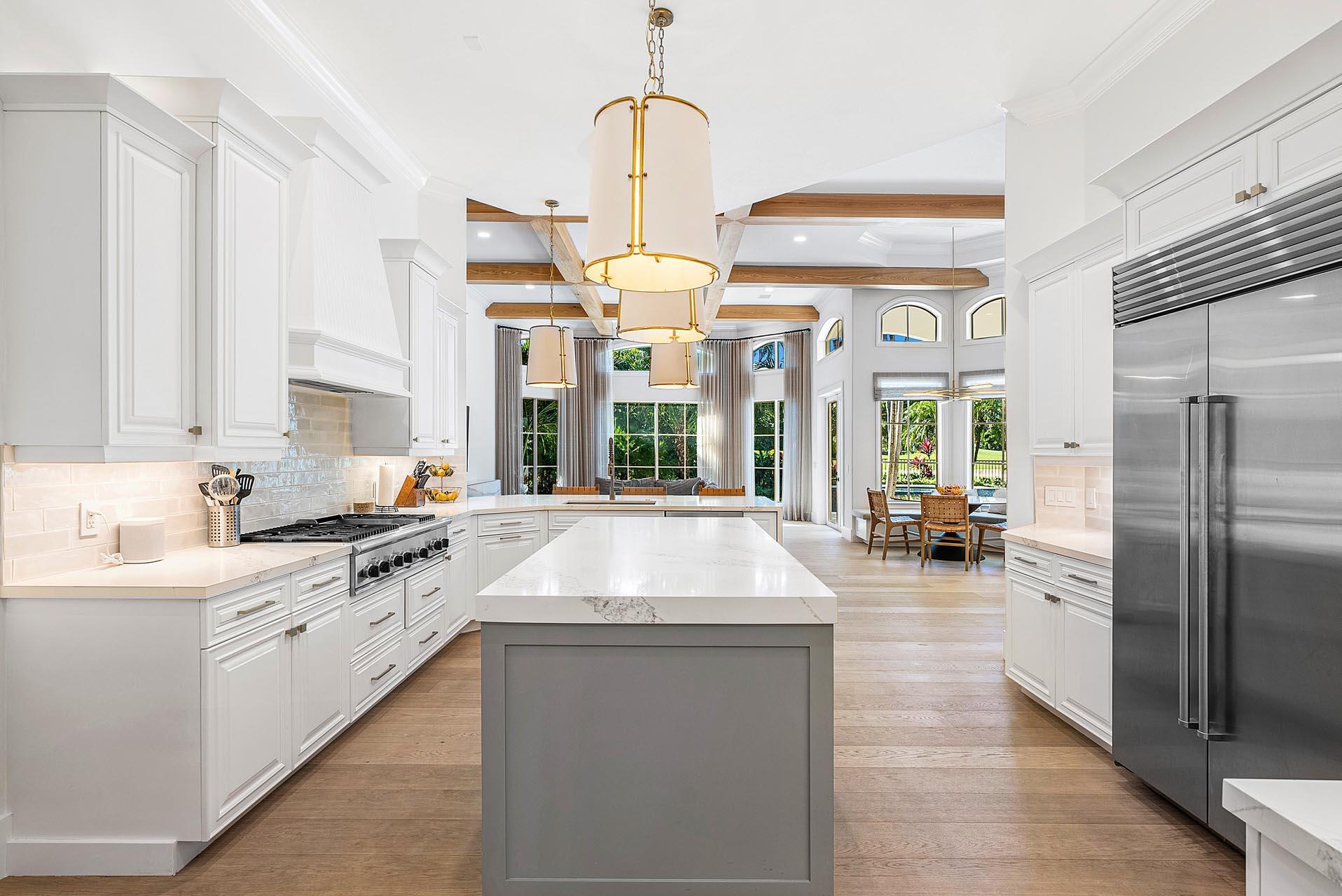 ROYAL PALM YACHT & COUNTR - Residential