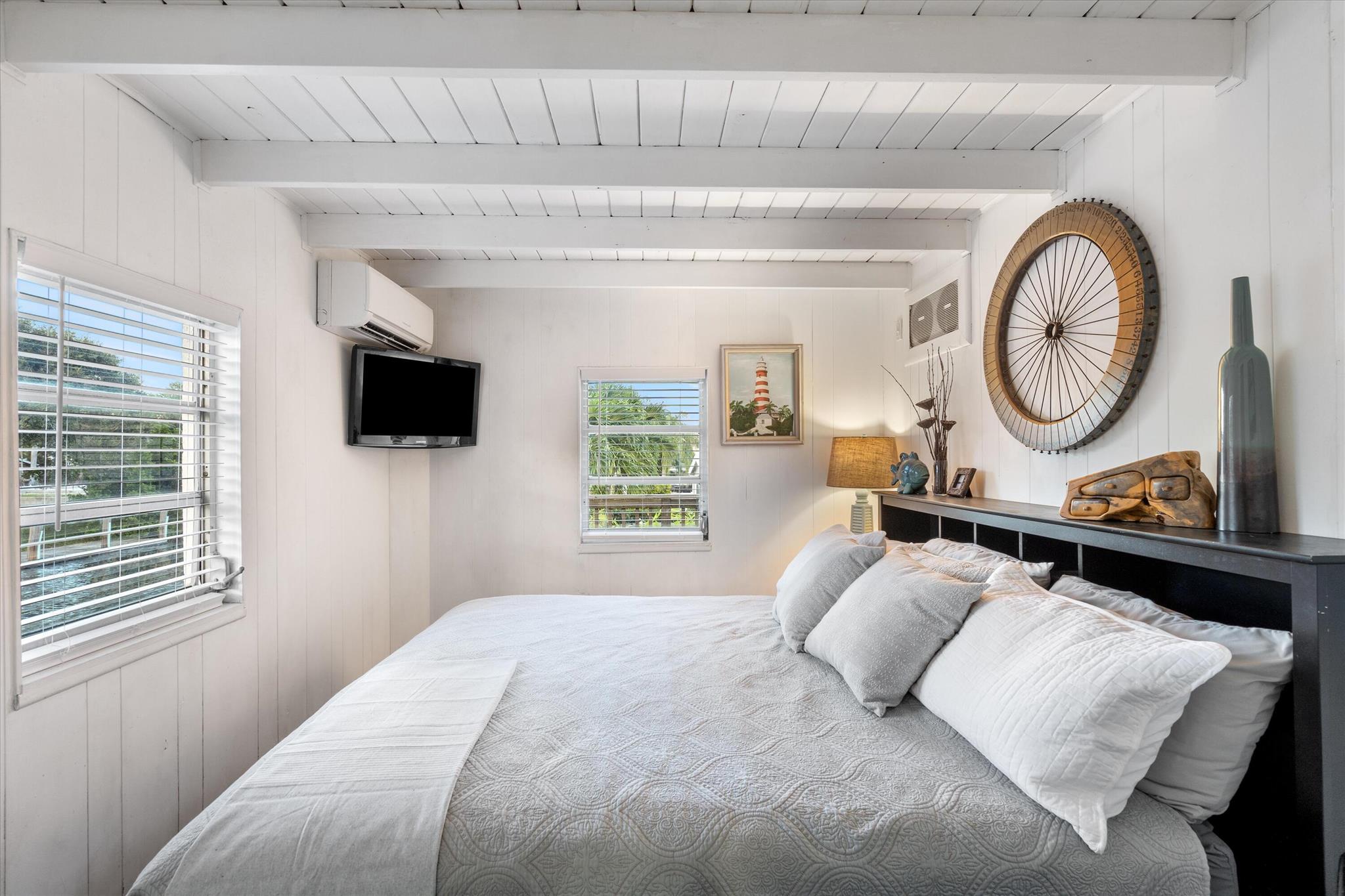 TRADE WINDS ESTATES FIRST - Residential