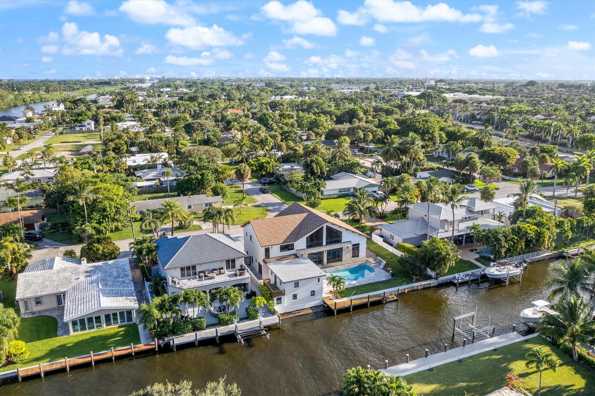 TRADE WINDS ESTATES FIRST - Residential