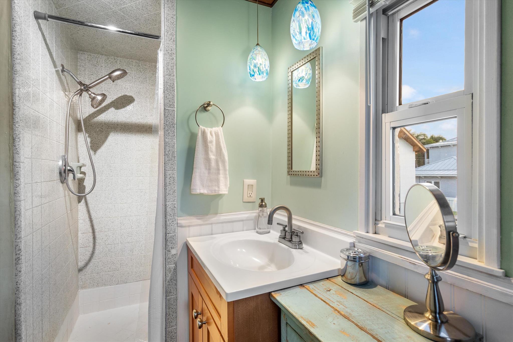 TRADE WINDS ESTATES FIRST - Residential