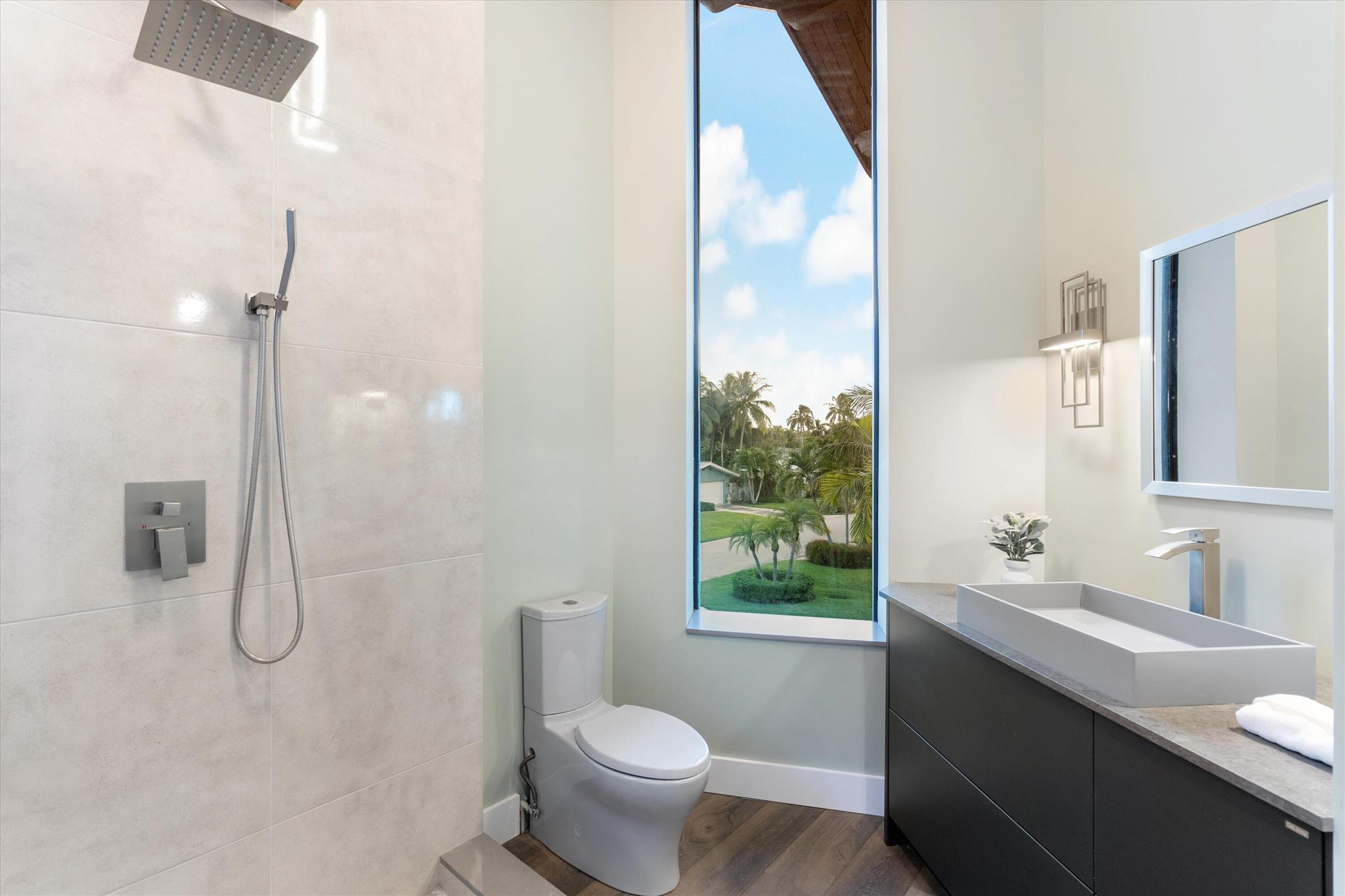 TRADE WINDS ESTATES FIRST - Residential