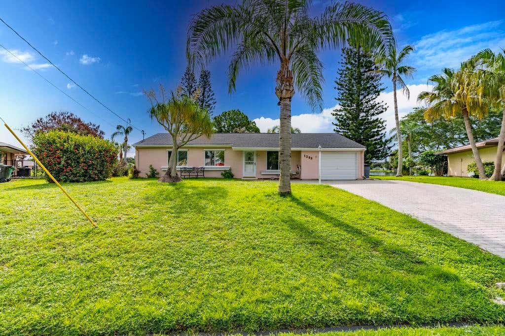 Photo of 1298 SE RICKENBACKER Terrace, Port Saint Lucie, FL 34952 (MLS # B26060935)