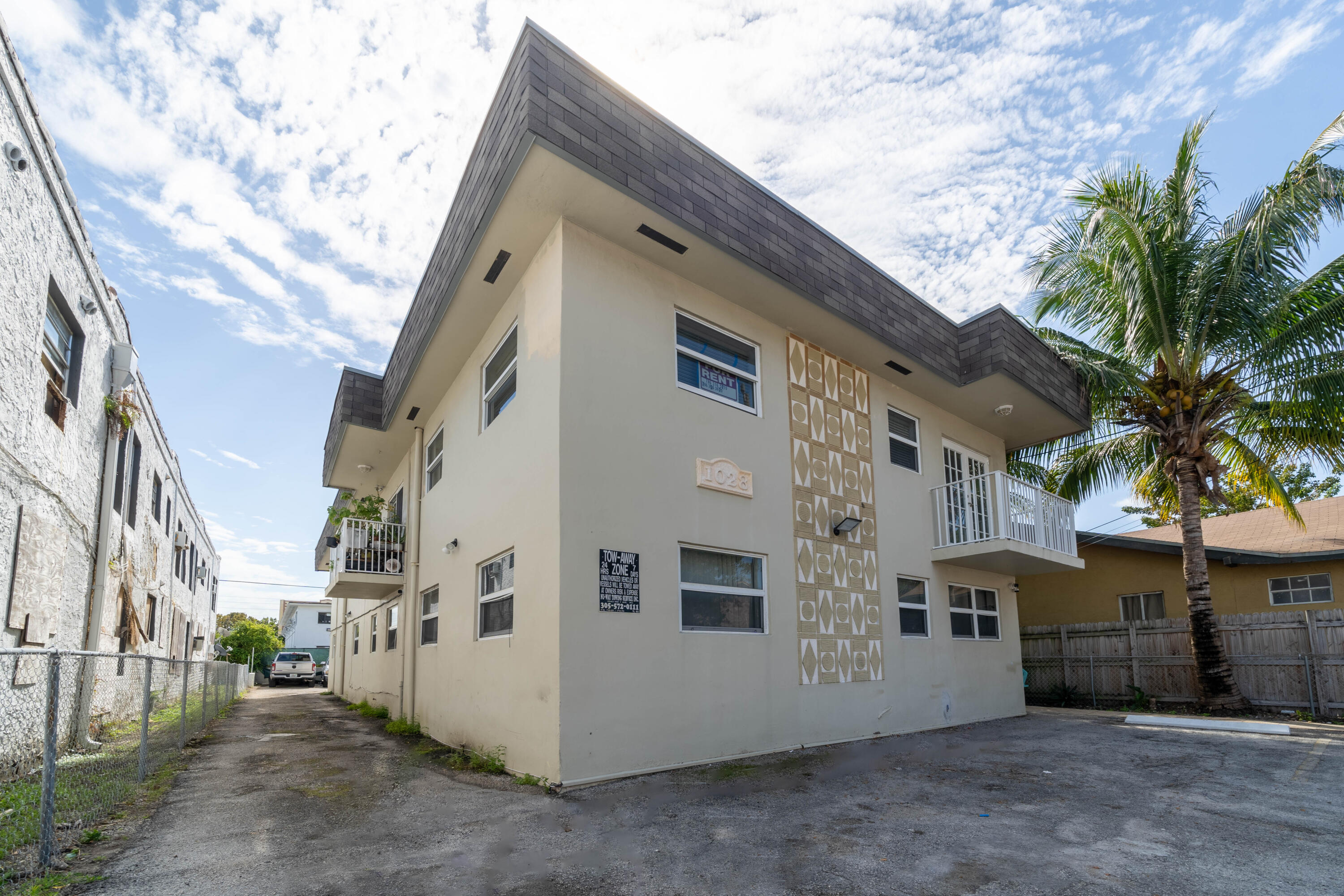 THE EDGES AT 2ND ST CONDO - Residential Lease