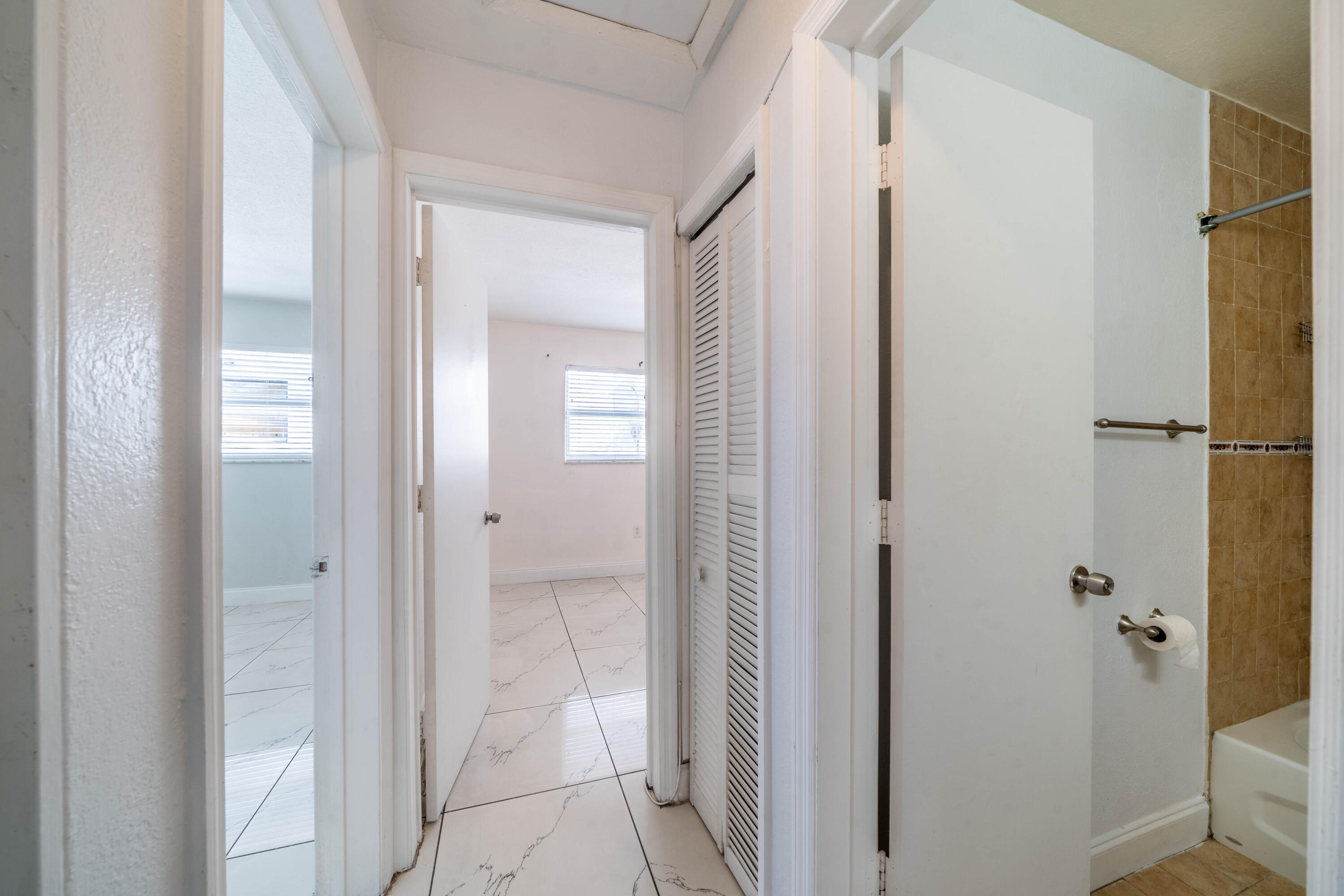 THE EDGES AT 2ND ST CONDO - Residential Lease