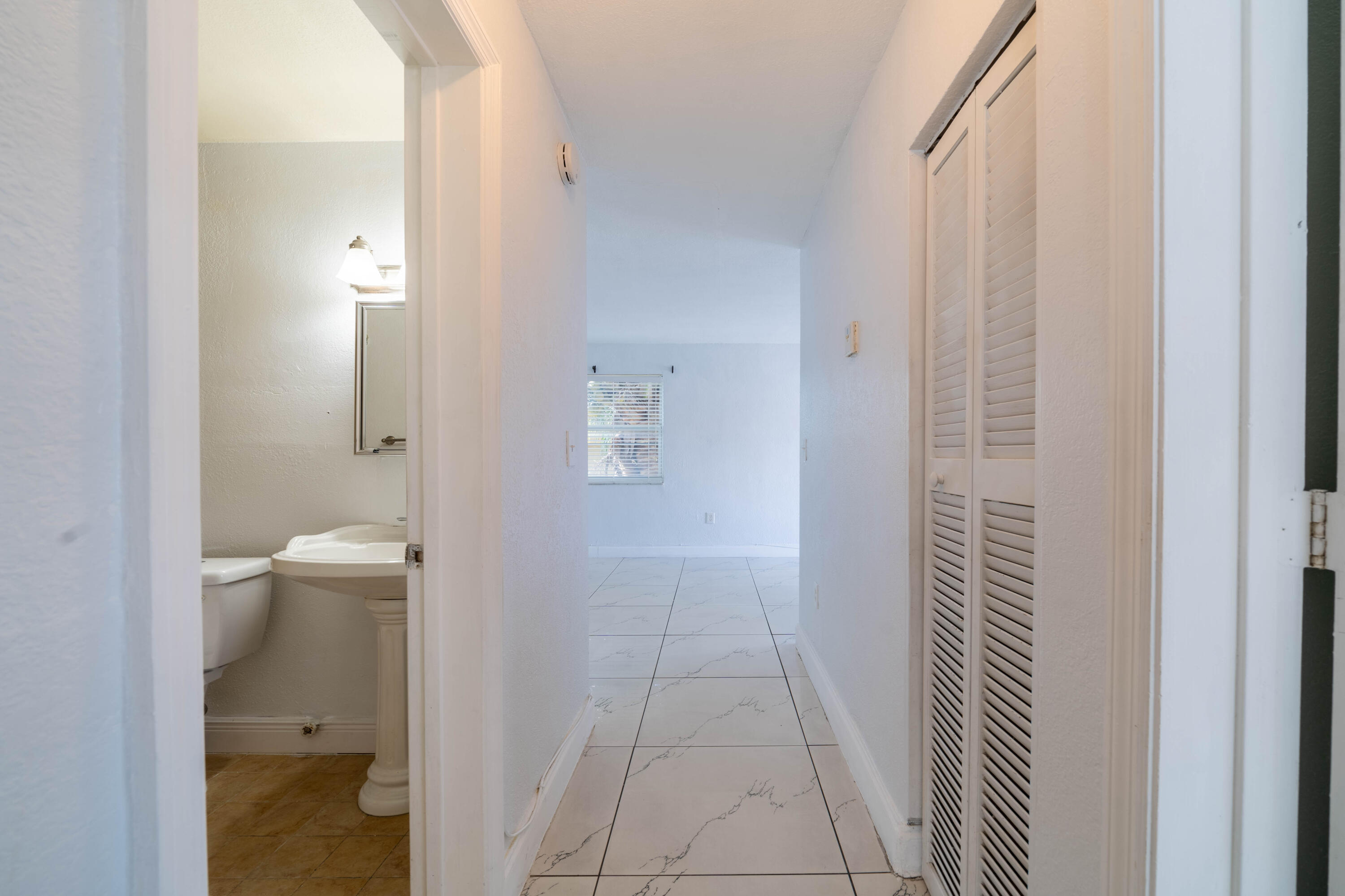 THE EDGES AT 2ND ST CONDO - Residential Lease