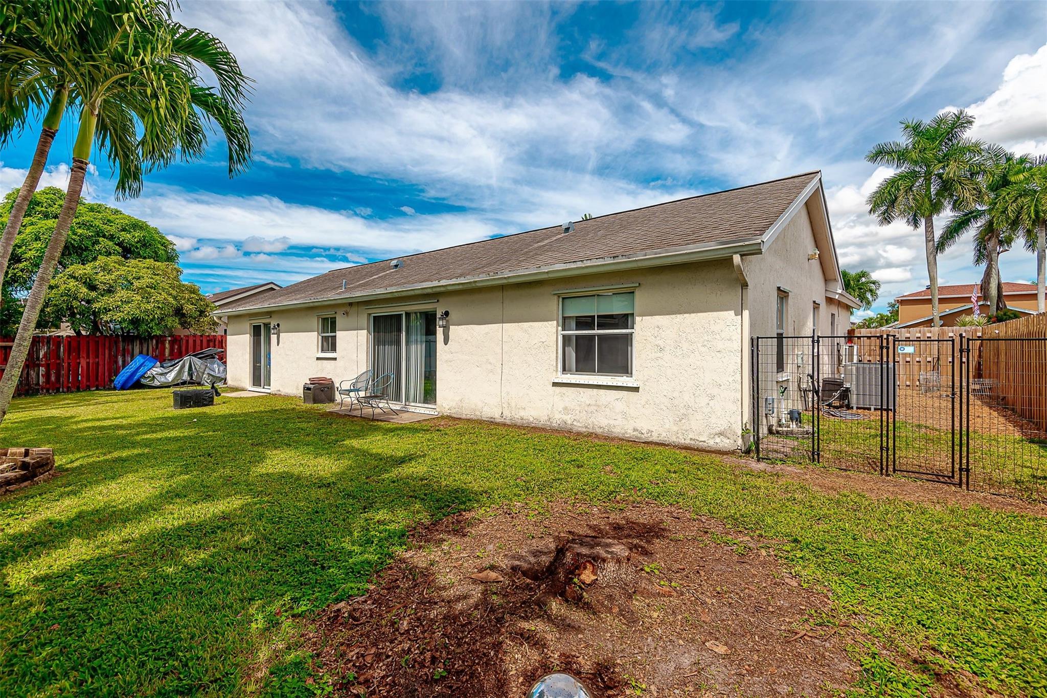 Banyan Estates 139-36 B - Residential