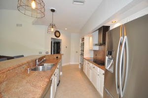 COUNTRYS POINT - Residential Lease