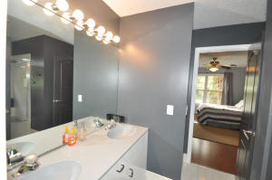 COUNTRYS POINT - Residential Lease