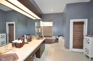 COUNTRYS POINT - Residential Lease