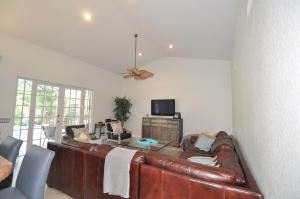 COUNTRYS POINT - Residential Lease