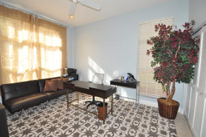 COUNTRYS POINT - Residential Lease