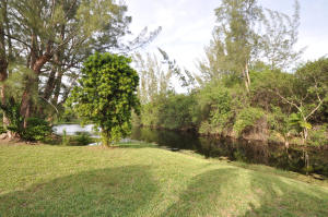 COUNTRYS POINT - Residential Lease