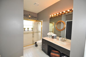 COUNTRYS POINT - Residential Lease