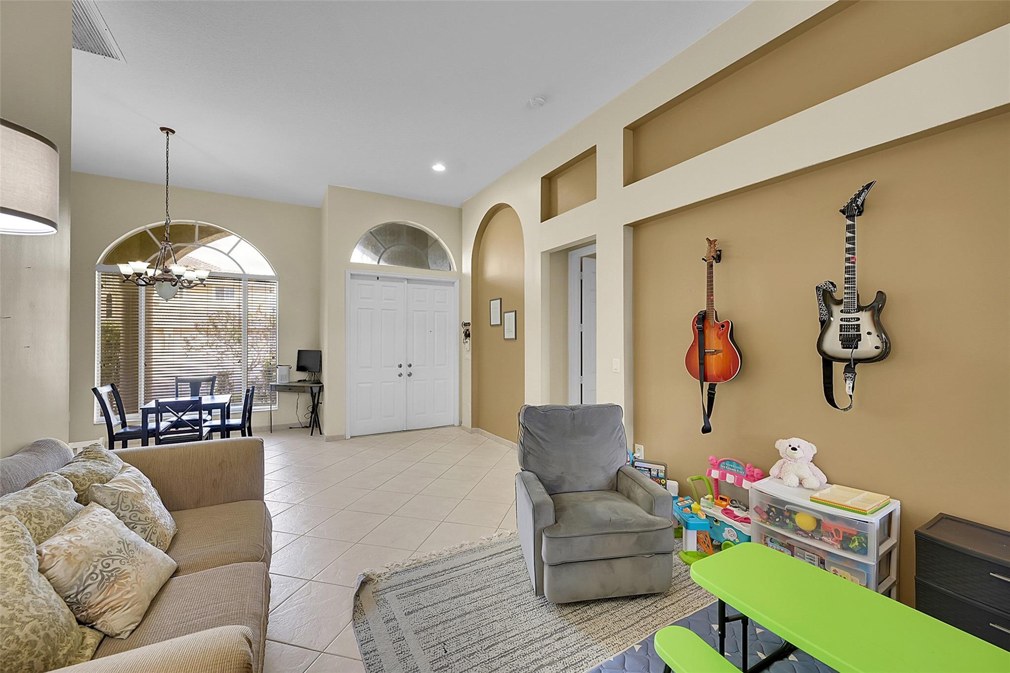 12340 NW 26th St