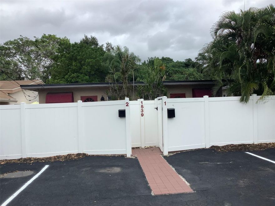 Income producing duplex in East Oakland Park new downtown entertainment district amazing East location close to Wilton Manors walk to the new restaurants bars gyms and the many breweries such as Funky Buddha nearby. Features new roof updated electric new water heaters new ceiling fans new stainless appliances new vinyl wood floors new window coverings with updated kitchens and bathrooms 4 AC units with front and back private patios complimented with a fence for added privacy and security on an oversized double lot. Private parking for 4 cars. Great for an owner occupied use income for qualifying easier with a mortgage large oversized lot for possible future development of an additional property 

Unit 1 occupied $1300 month Month to month lease 
Unit 2 occupied.$ 1300 month yearly lease