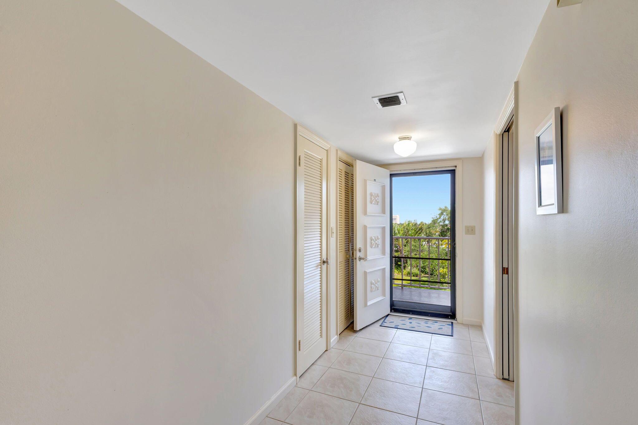 300 N Highway A1a 404o