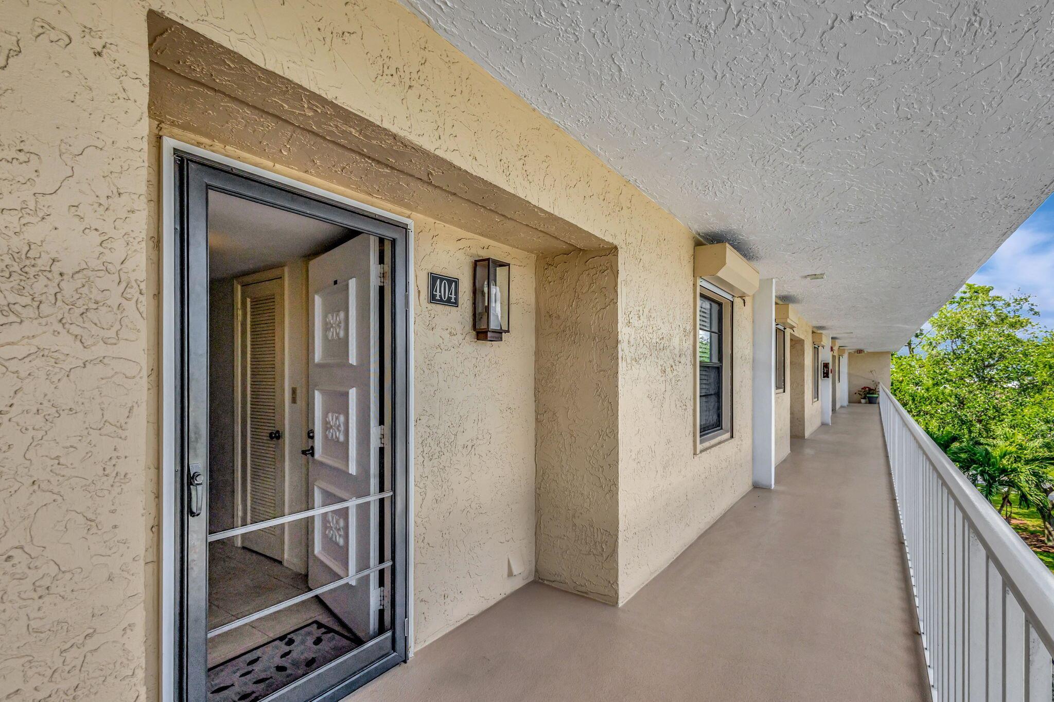 300 N Highway A1a 404o