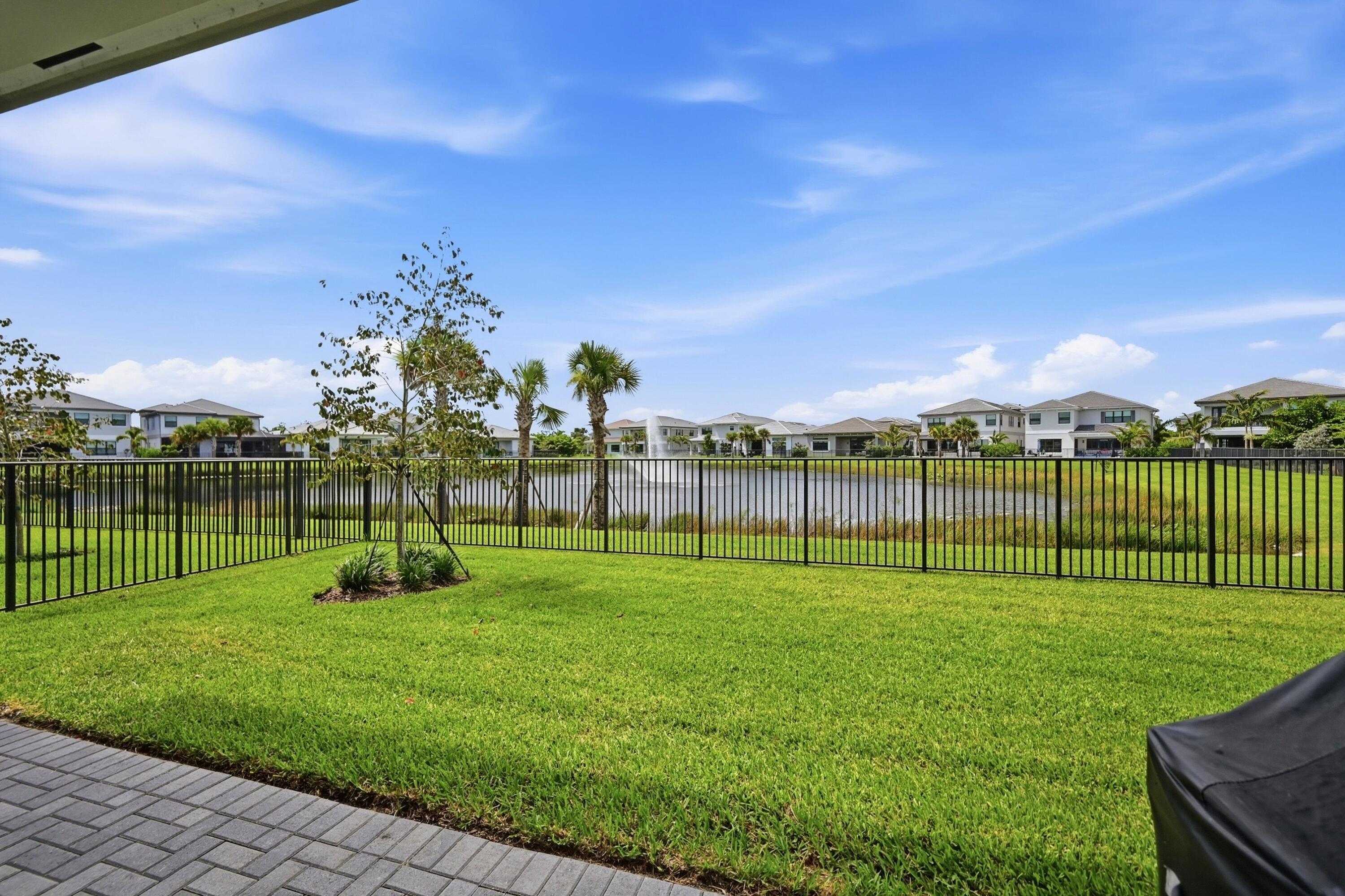 13128 Feathering Way