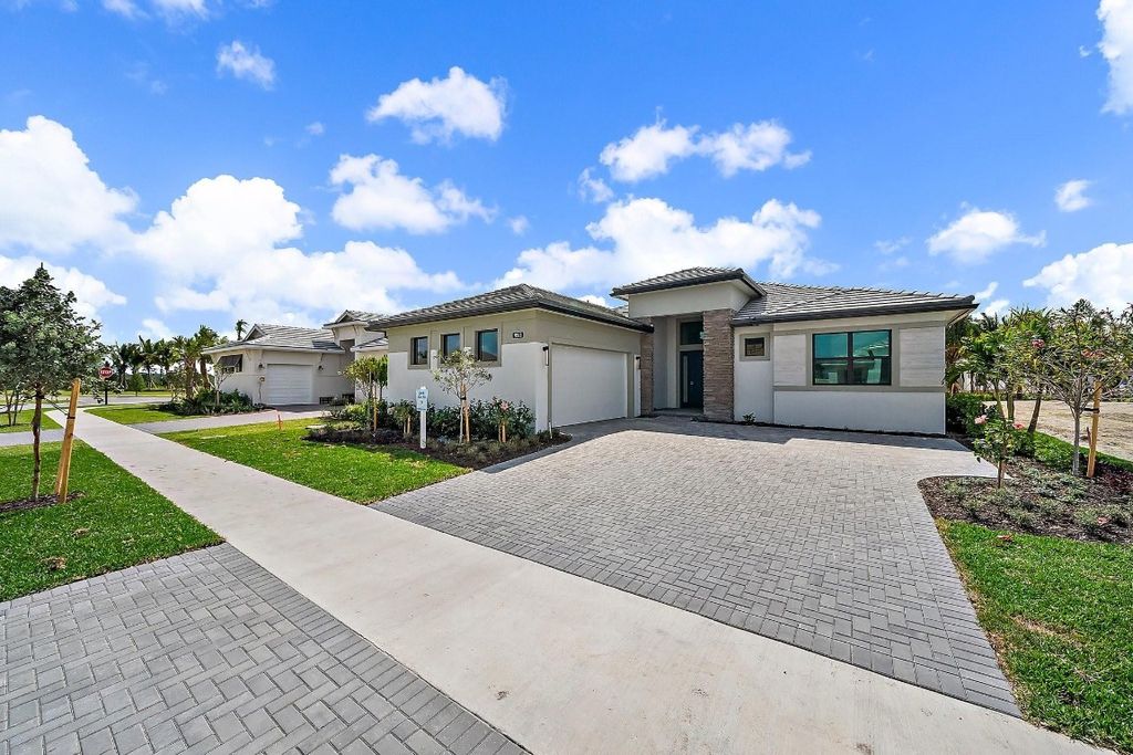 Photo of 9513 St Germain Drive, Palm Beach Gardens, FL 33412 (MLS # F10541357)