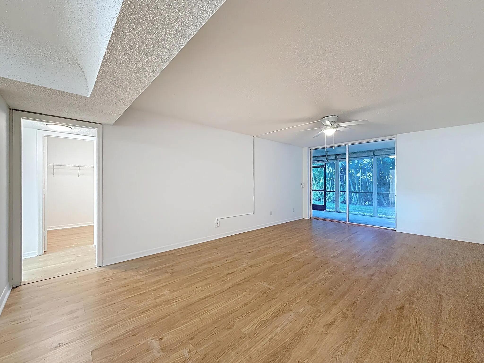 23247 Barwood Lane 101